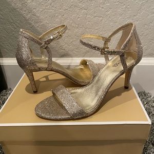 Michael Michael Kors Champagne glitter heels size 7.5 - runs small. Brand new.